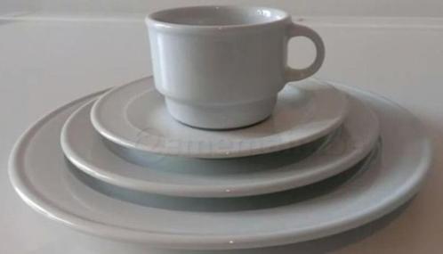 Vaisselle en dépannage LOCATION, Huis en Inrichting, Keuken | Servies, Nieuw, Ophalen