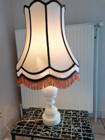 Wit Alabaster lampadaire  beschikbaar voor biedingen