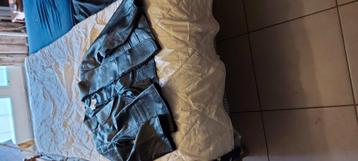 Vend veste cuir Pamela prix 20 euros  beschikbaar voor biedingen