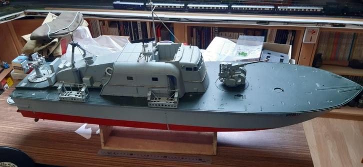 radiografisch bestuurbaar bootmodel, Hobby en Vrije tijd, Modelbouw | Boten en Schepen, Gebruikt, Overige merken, Ophalen