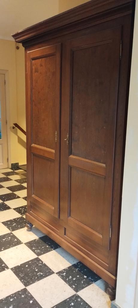 Statige vestiaire- hallkast in pitch pine hout, Antiek en Kunst, Antiek | Meubels | Kasten, Ophalen