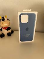 IPHONE 15 PRO MAX SILICONE CASE | WINTER BLEU, Ophalen of Verzenden, Zo goed als nieuw, Hoesje of Tasje