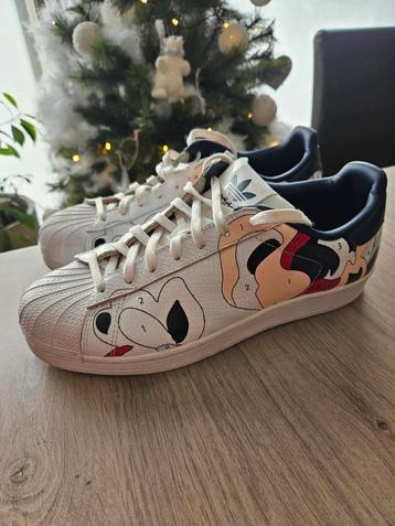 Adidas 40.2/3  Superstar  Rita Ora Paint Print beschikbaar voor biedingen