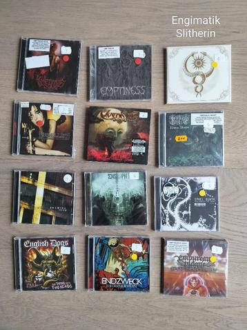 Metal CD's te koop beschikbaar voor biedingen