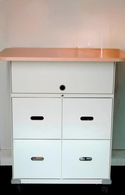 Vitra Caravan verrijdbare kast, Huis en Inrichting, Kasten | Ladekasten, Zo goed als nieuw, 100 tot 150 cm, 50 tot 100 cm, 50 tot 75 cm