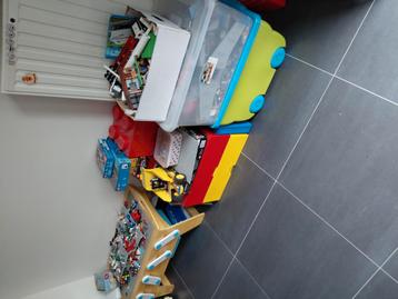 Enorm lot lego + 50 kg beschikbaar voor biedingen