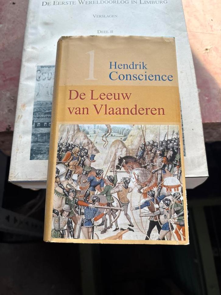 Oorlogsboek, Boeken, Sprookjes en Fabels, Zo goed als nieuw, Ophalen
