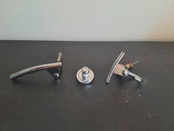 Design wc-klink en bijhorend wc-slot + bijhorende hanger beschikbaar voor biedingen