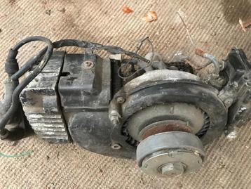 Motorblok, carburator en uitlaat Piaggio Ciao denk ik beschikbaar voor biedingen