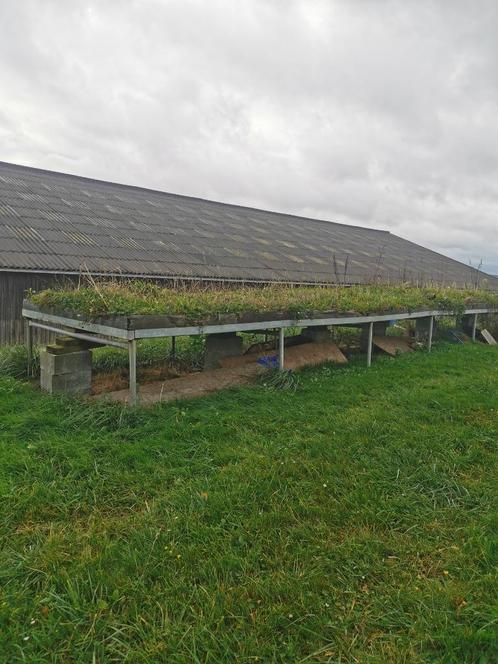 2 x 2 m gegalvaniseerde stalen kweektafels en 3 extra poten, Tuin en Terras, Overige Tuin en Terras, Gebruikt, Ophalen