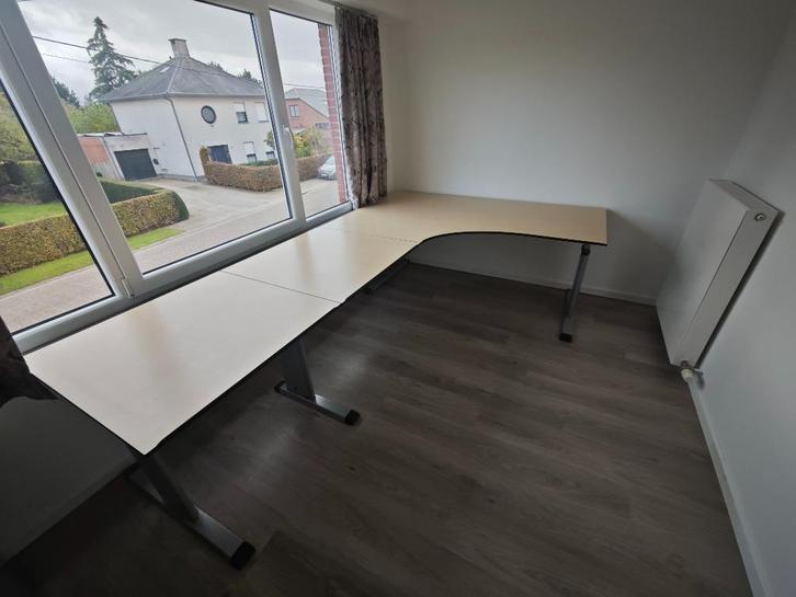 Stevige grote bureau, Maison & Meubles, Bureaux, Utilisé, Bureau, Réglable en hauteur, Enlèvement ou Envoi