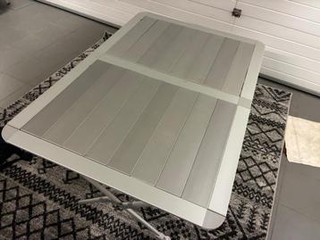 Opplooi tafel in aluminium grijs  beschikbaar voor biedingen