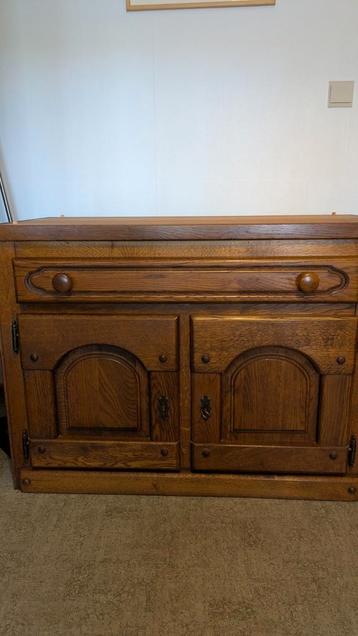 Dressoir  beschikbaar voor biedingen