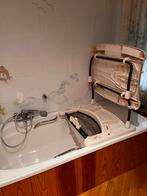 Babyverzorgingstafel voor op een vastbad te plaatsen, Kinderen en Baby's, Aankleedkussen, Zo goed als nieuw, Standaard, Ophalen