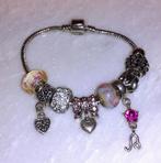 bedelarmband witte en roze bedels, Handtassen en Accessoires, Armbanden, Overige materialen, Verzenden, Nieuw, Roze