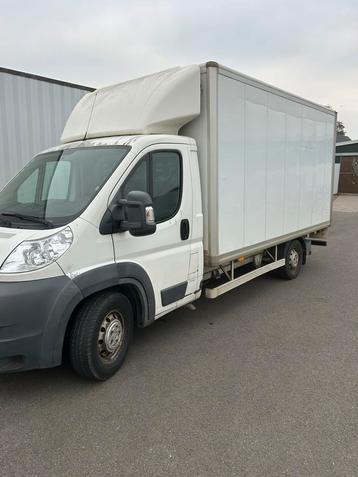 Meubelbak met lift Peugeot boxer beschikbaar voor biedingen