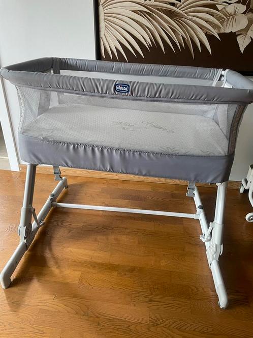 Chicco co-sleeper met nieuwe matras, Kinderen en Baby's, Babywiegjes en Ledikanten, Gebruikt, Ophalen