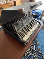 Vintage acordion, Muziek en Instrumenten, Accordeons, Ophalen, Hohner, Met koffer