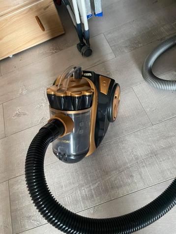 Aspirateur cyclonique Hyundai beschikbaar voor biedingen
