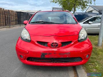 2007 TOYOTA AYGO 1.0 1KRFE ROOD 3P0 onderdelen velgen motor beschikbaar voor biedingen