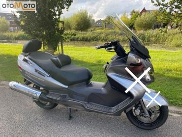 Suzuki burgman executive 650cc  beschikbaar voor biedingen