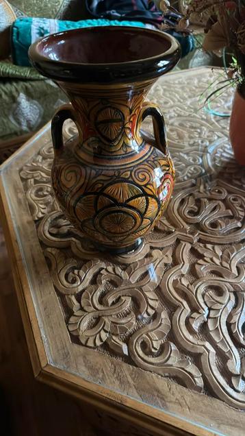 Vase fait main artisanat marocain beschikbaar voor biedingen