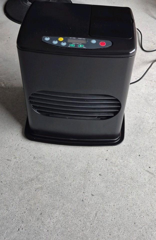 Zibro laserkachel - petroleumkachel, Huis en Inrichting, Kachels, Zo goed als nieuw, Petroleumkachel, Ophalen