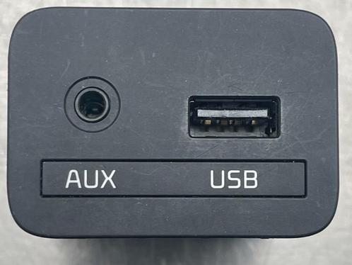 DIVERSEN AUX/USB aansluiting Kia Sportage (SL), Auto-onderdelen, Overige Auto-onderdelen, Kia, Gebruikt
