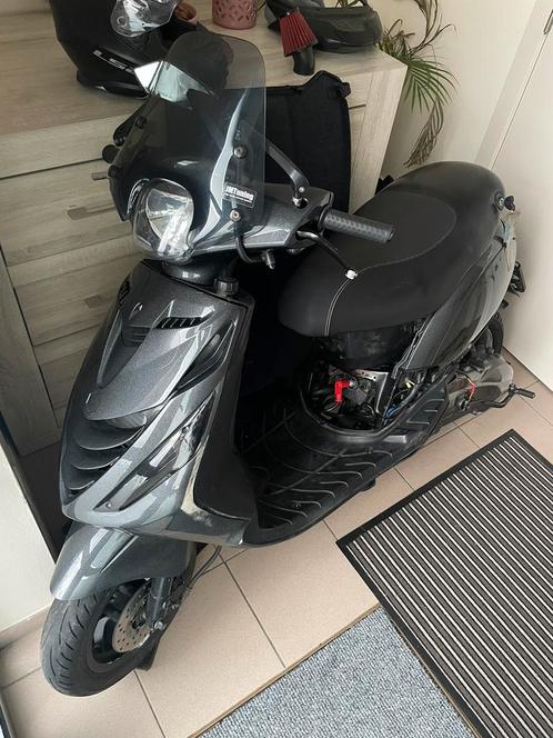 Piaggio Zip 125 lc zonder 123, Fietsen en Brommers, Scooters | Piaggio, Zip, Ophalen