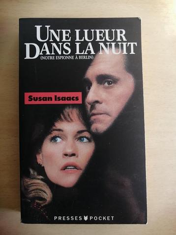 Une lueur dans la nuit de Susan Isaacs beschikbaar voor biedingen