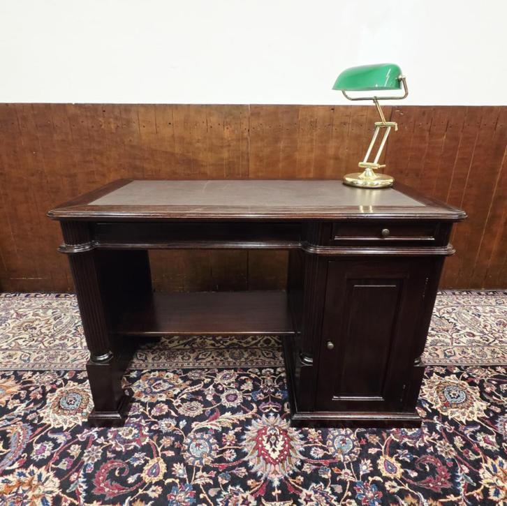 Klassiek Engels Bureau, Antiek en Kunst, Antiek | Kantoor en Zakelijk, Ophalen of Verzenden