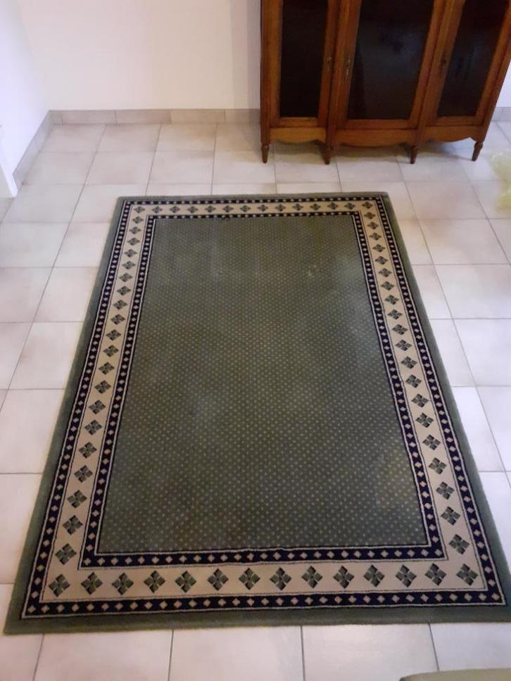 Tapis 140 cms x200 cms, Huis en Inrichting, Stoffering | Tapijten en Vloerkleden, Zo goed als nieuw, 100 tot 150 cm, 150 tot 200 cm