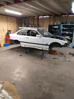 BMW e36 coupé 320i chassis, Auto-onderdelen, Ophalen, BMW