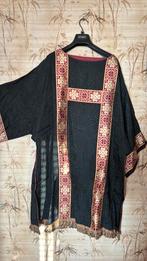 Oud priestergewaad, Ophalen