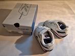 Chaussures pour bébé REEBOK, taille 17, Envoi, Neuf, Garçon ou Fille, Bottines