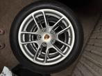 Porsche velgen en banden 235/45/18 pirelli pzero zomerbanden, Auto-onderdelen, Banden en Velgen, Ophalen, 18 inch, Gebruikt, 235 mm