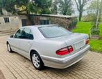 Mercedes E200 Kompressor Elegance AUT, Automaat, Achterwielaandrijving, Zwart, 4 cilinders