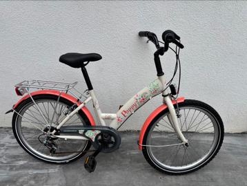 Meisjesfiets beschikbaar voor biedingen