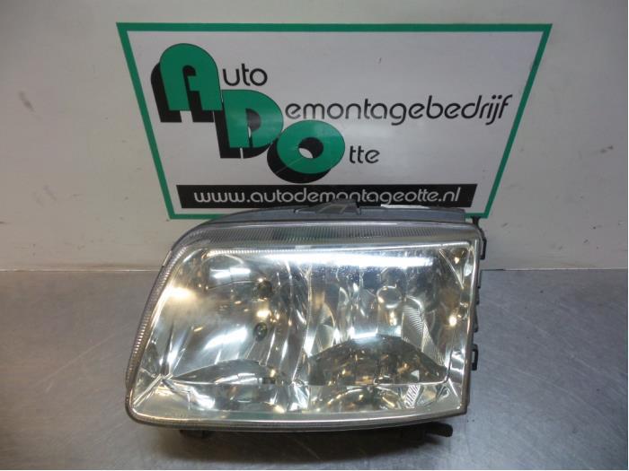 Phare gauche d'un Volkswagen Polo (Polo 99-), Autos : Pièces & Accessoires, Éclairage, Volkswagen, Utilisé, 3 mois de garantie