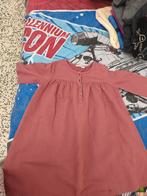 Je vends robe pour fille, Fille