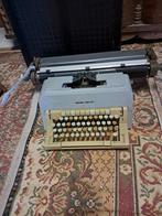 2 antieke typemachines en naaimachine, Diversen, Typemachines, Ophalen