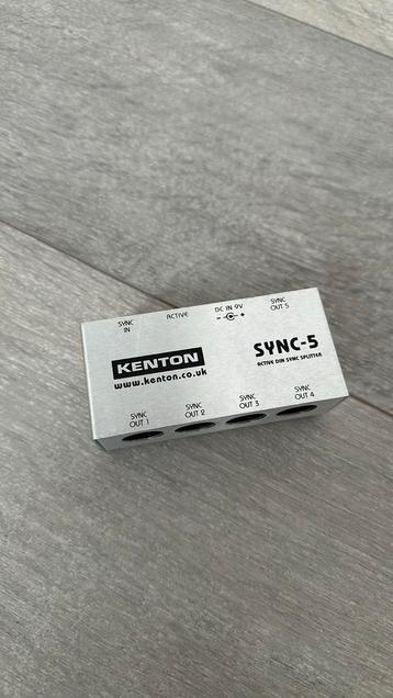 Kenton sync 5, Muziek en Instrumenten, Midi-apparatuur, Ophalen of Verzenden, Zo goed als nieuw