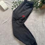 Nike joggingbroek zwart met rood logo (maat M), Maat 48/50 (M), Zwart, Nike, Ophalen of Verzenden