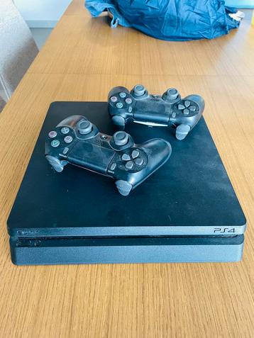 PS4 avec 2 manettes et 9 jeux, 500 GB, Enlèvement, Utilisé, Avec jeux