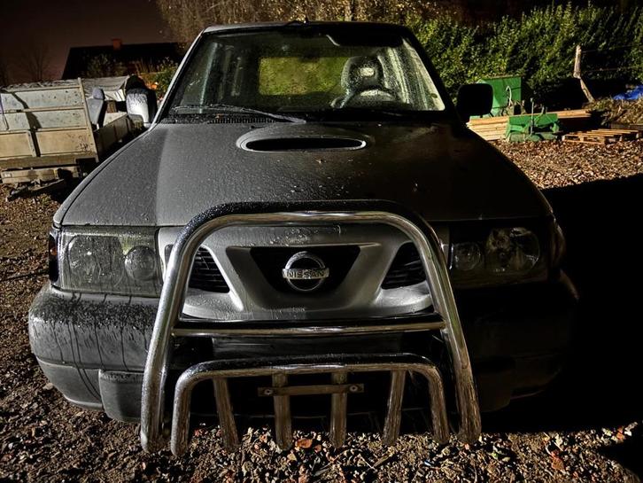 Nissan TERANO 2.7TD 325MK uit 2005, Auto's, Nissan, Particulier, Terrano, Diesel, Euro 6, SUV of Terreinwagen, 3 deurs, Handgeschakeld