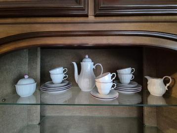 koffie servies beschikbaar voor biedingen