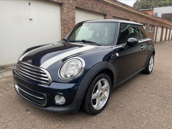 Mooie sportieve Mini Cooper, Auto's, Mini, Particulier, Cooper, Isofix, Benzine, Euro 5, 2 deurs, Handgeschakeld, Blauw, Grijs
