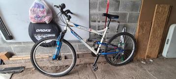 Mountainbike met volledige vering van 26 pk beschikbaar voor biedingen