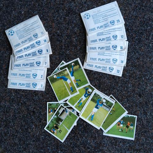 100 chromo's ( jaren 1970). Fina Fair Play., Verzamelen, Sportartikelen en Voetbal, Zo goed als nieuw, Ophalen of Verzenden