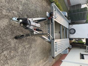 autotrailer beschikbaar voor biedingen